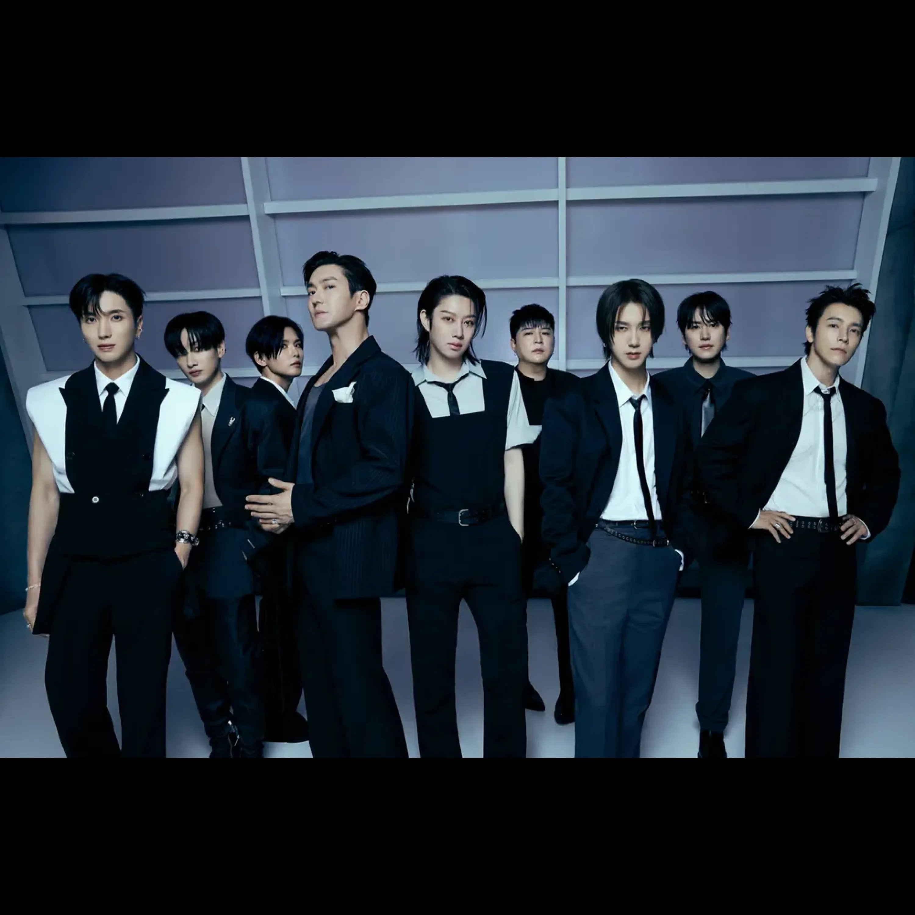 SUPER JUNIOR