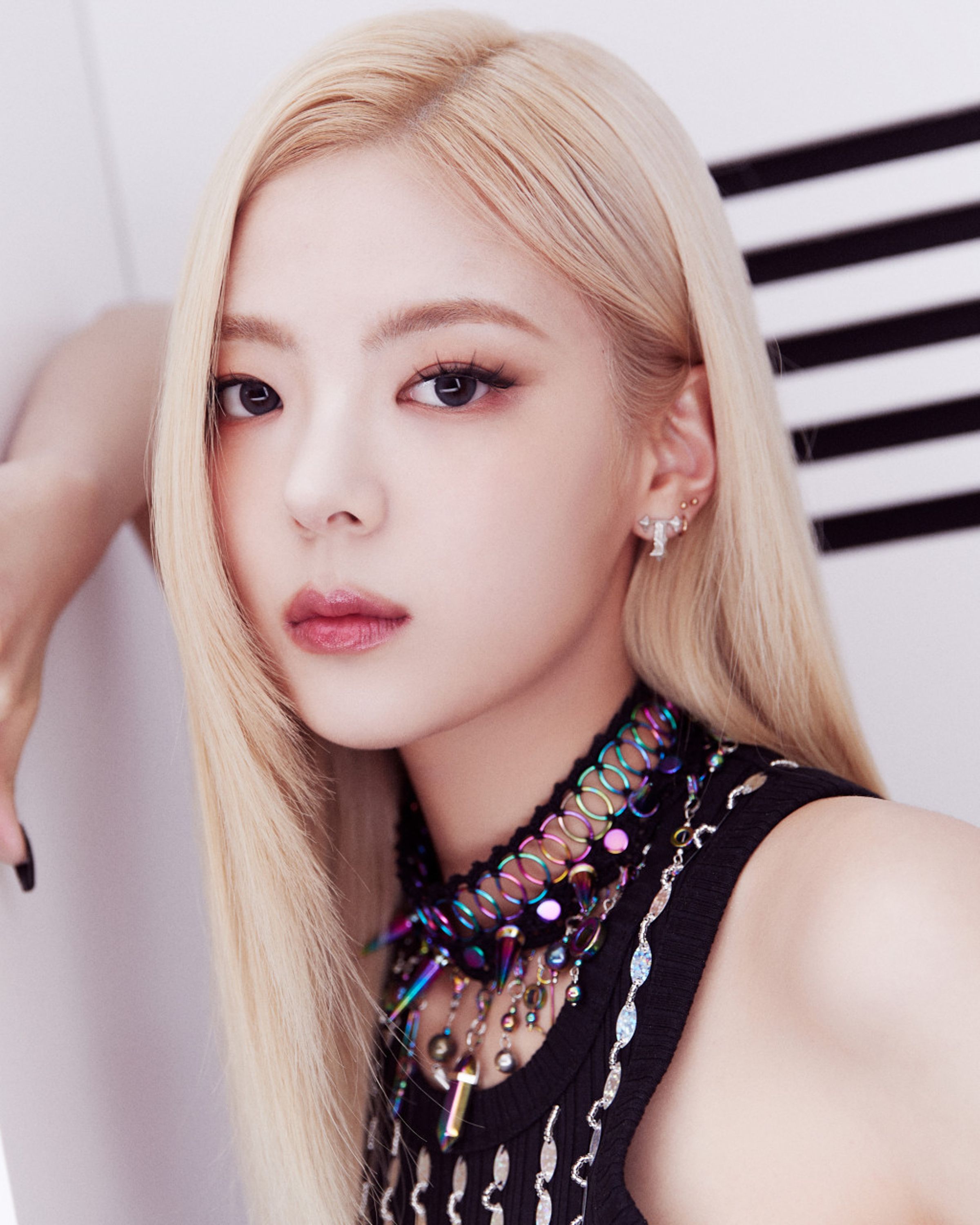 ITZY リア - センイルカフェ | バースデー広告