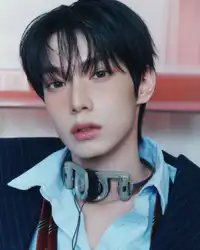 최립우