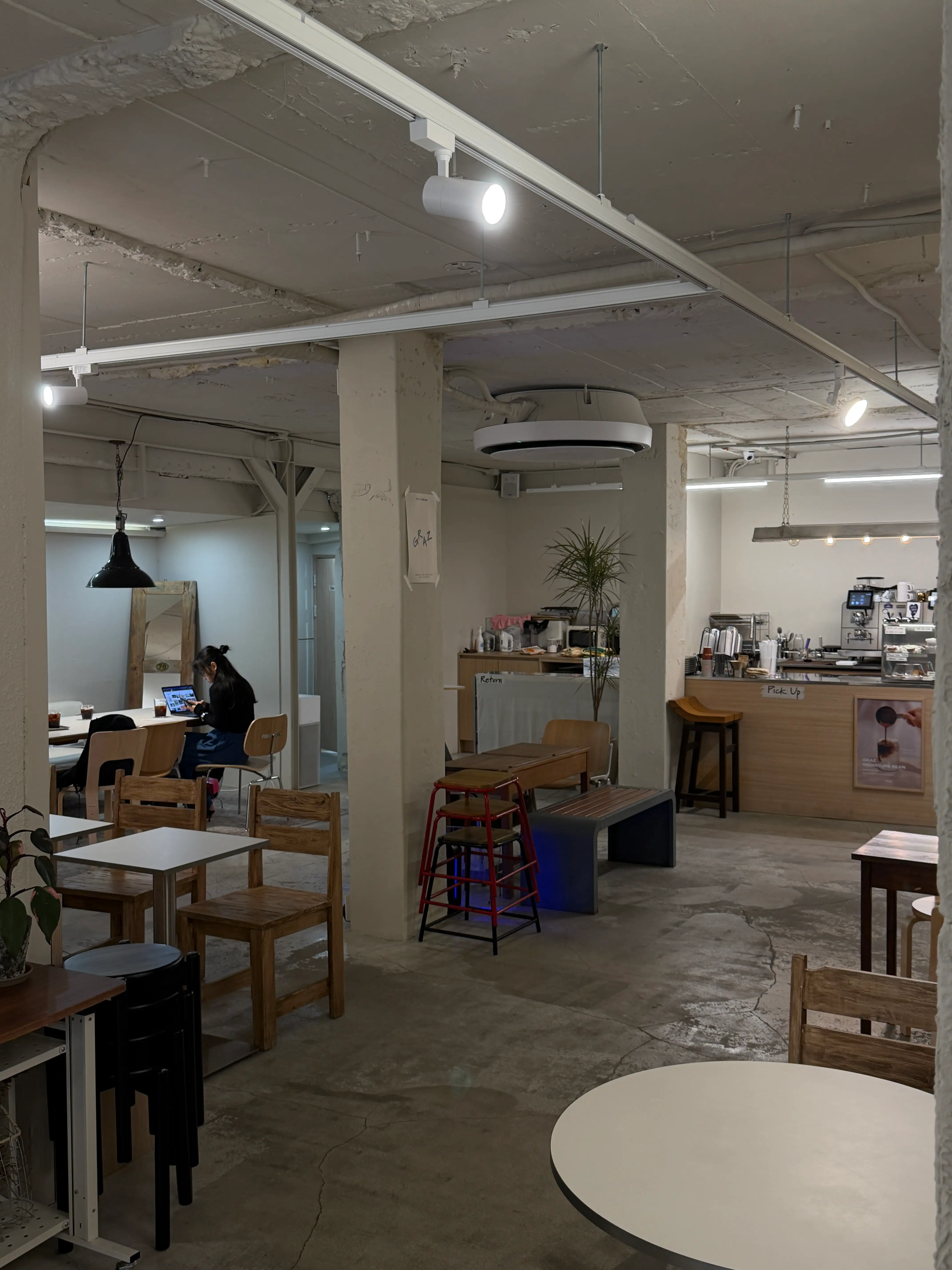 Main image of 그라츠커피랩 건대점