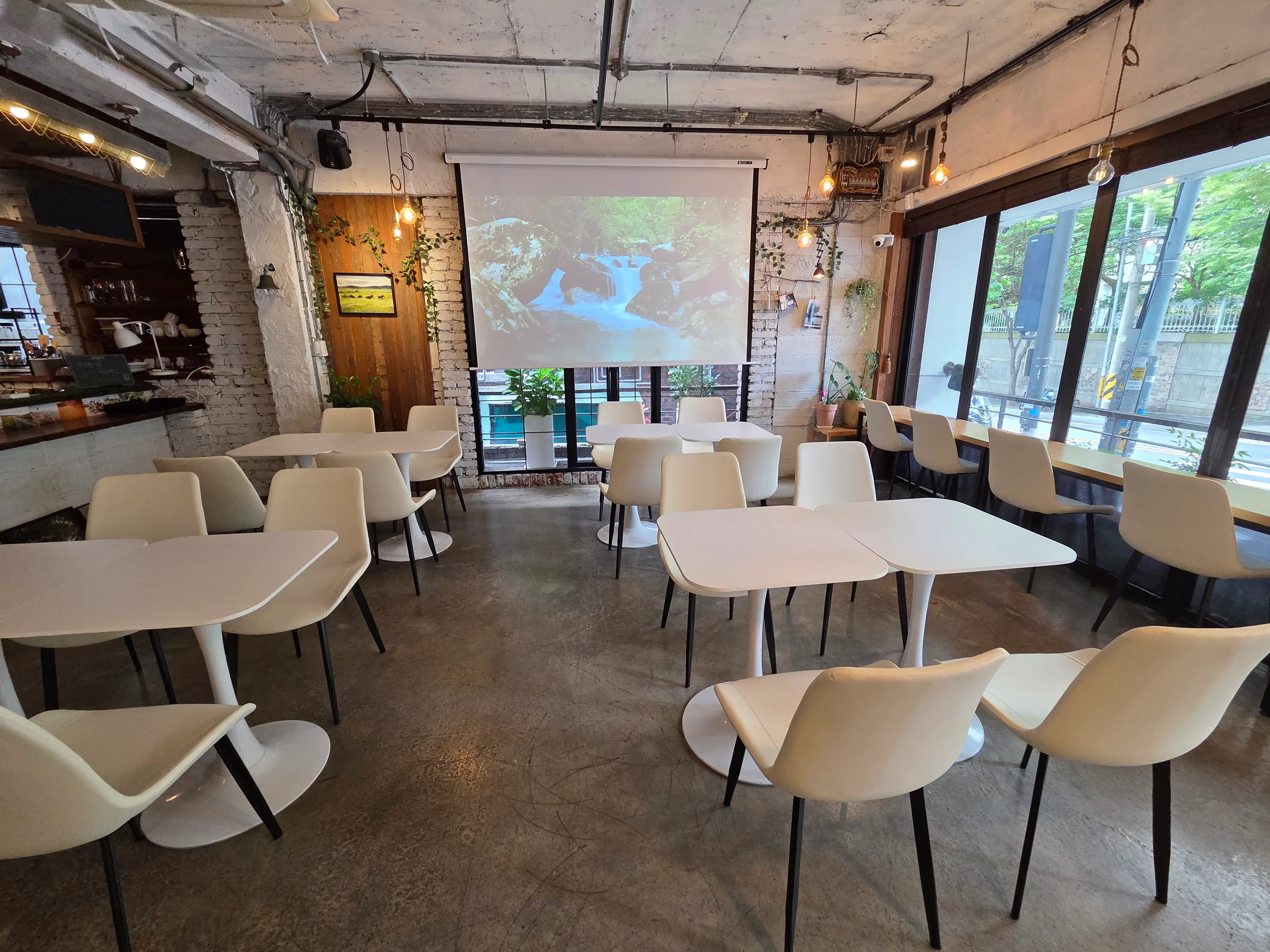 Main image of 홍대무드커피앤비어